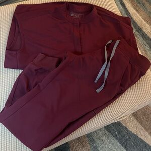 Figs Burgundy Scrub Set